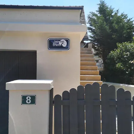 Contre Vents Et Marees Nyaraló *