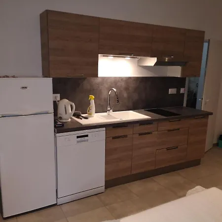 Nyaraló Contre Vents Et Marees